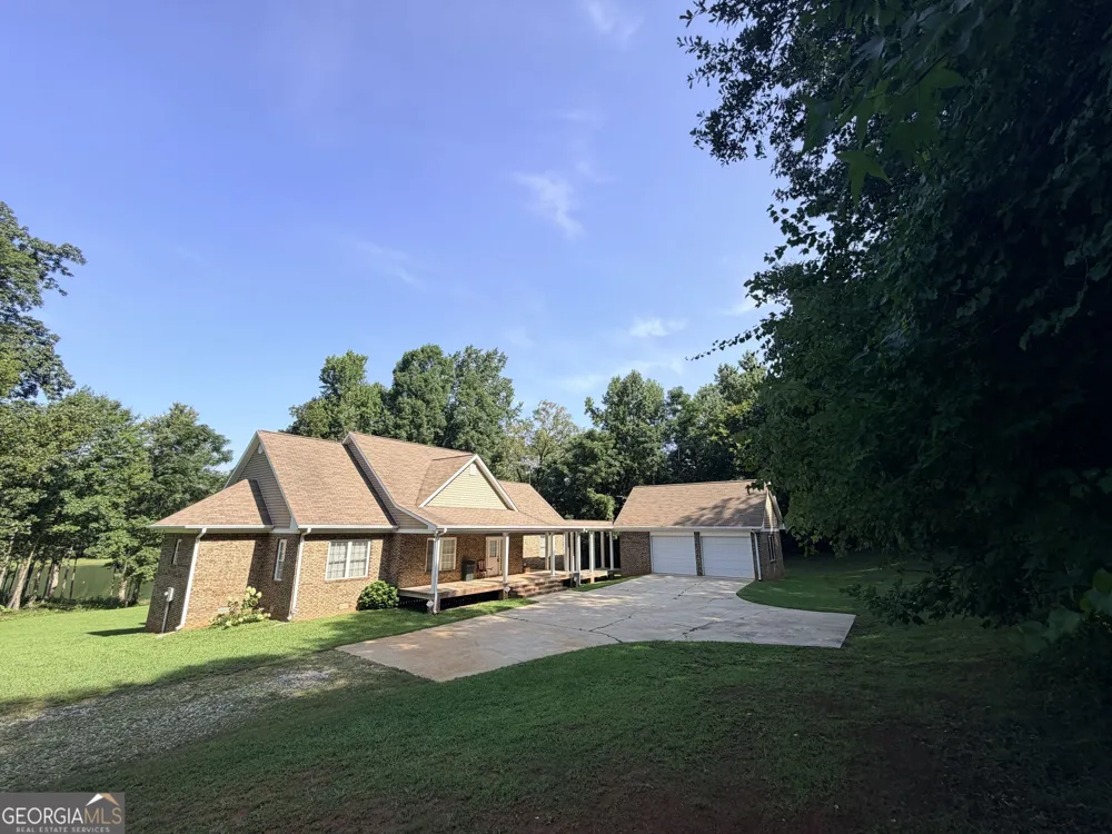 161 Mount Bethel RD Commerce, GA 30530