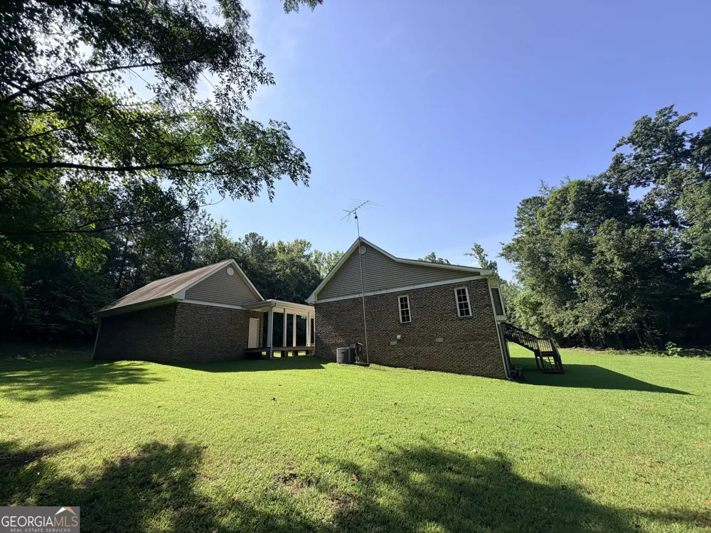 161 Mount Bethel RD Commerce, GA 30530