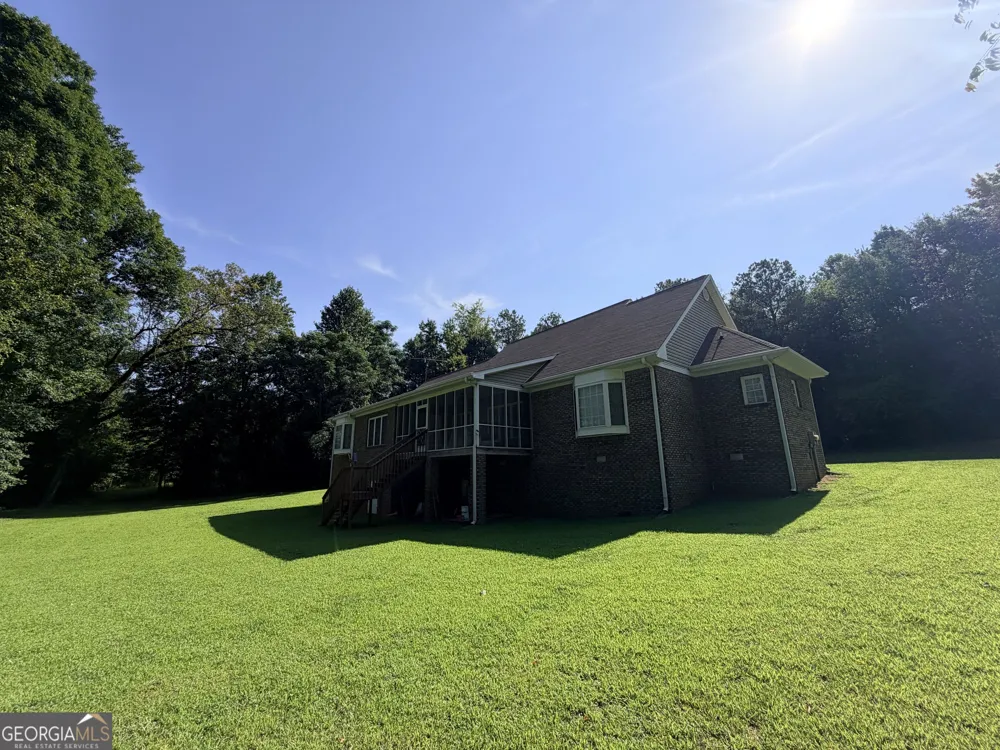 161 Mount Bethel RD Commerce, GA 30530