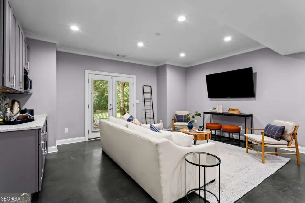 8325 Riverbirch DR Roswell, GA 30076