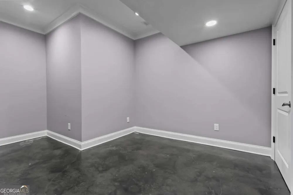 8325 Riverbirch DR Roswell, GA 30076