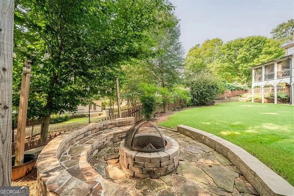 8325 Riverbirch DR Roswell, GA 30076