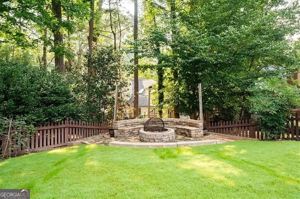 8325 Riverbirch DR Roswell, GA 30076