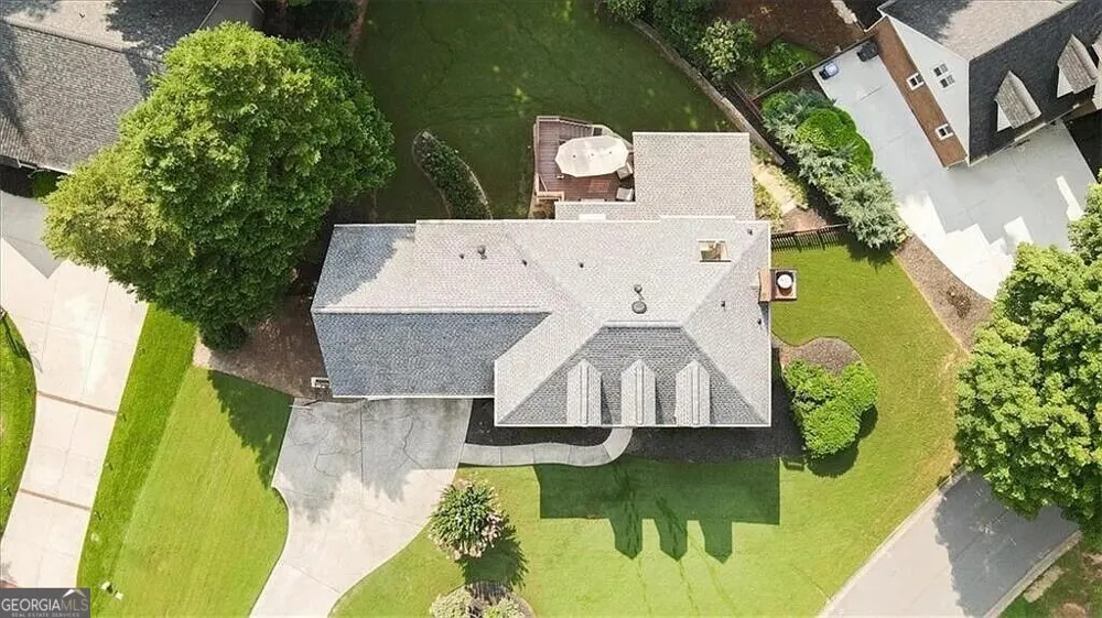 8325 Riverbirch DR Roswell, GA 30076