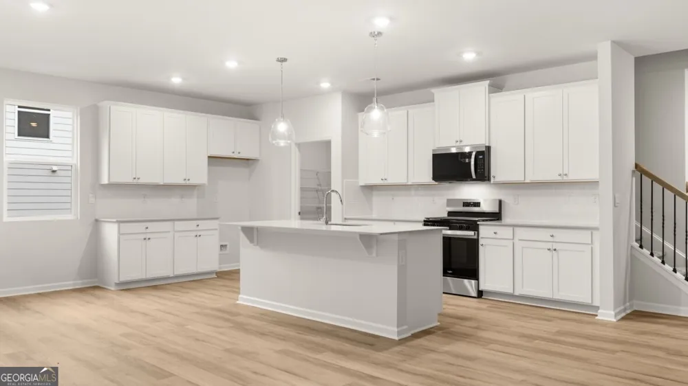 3109 Hallsley DR South Fulton, GA 30349
