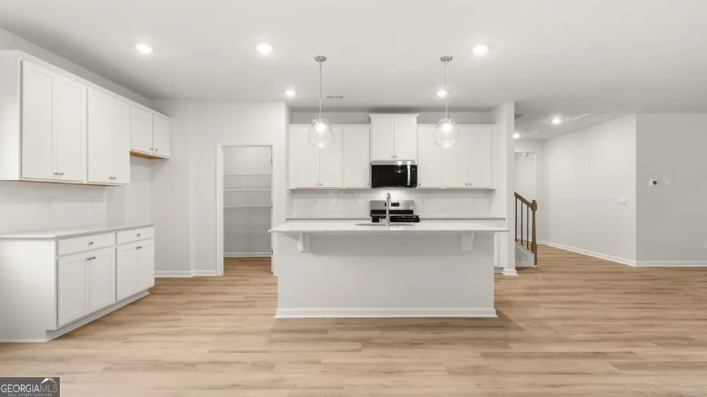 3109 Hallsley DR South Fulton, GA 30349