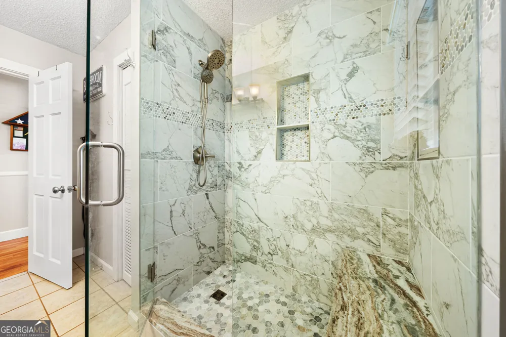 89 Gloria ST Hartwell, GA 30643