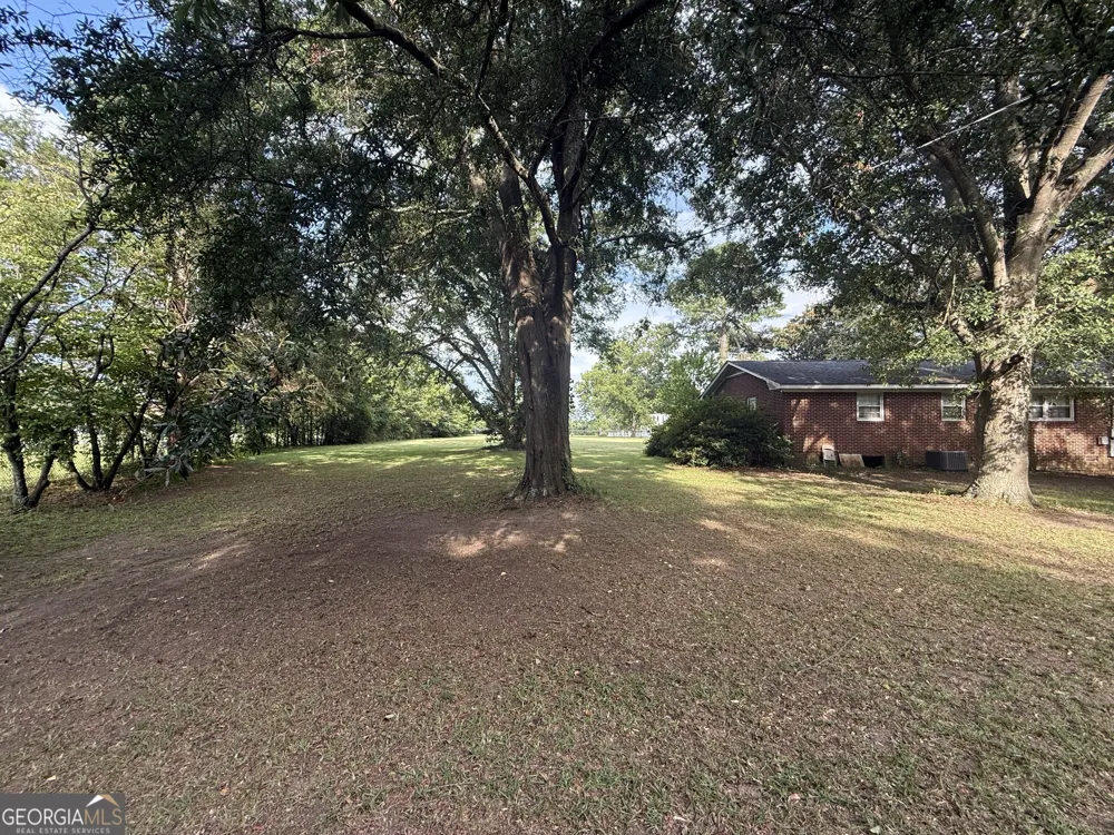 703 N 3rd ST Vienna, GA 31092