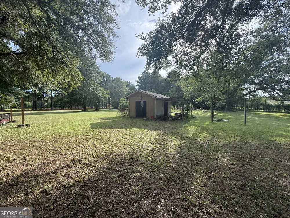 703 N 3rd ST Vienna, GA 31092