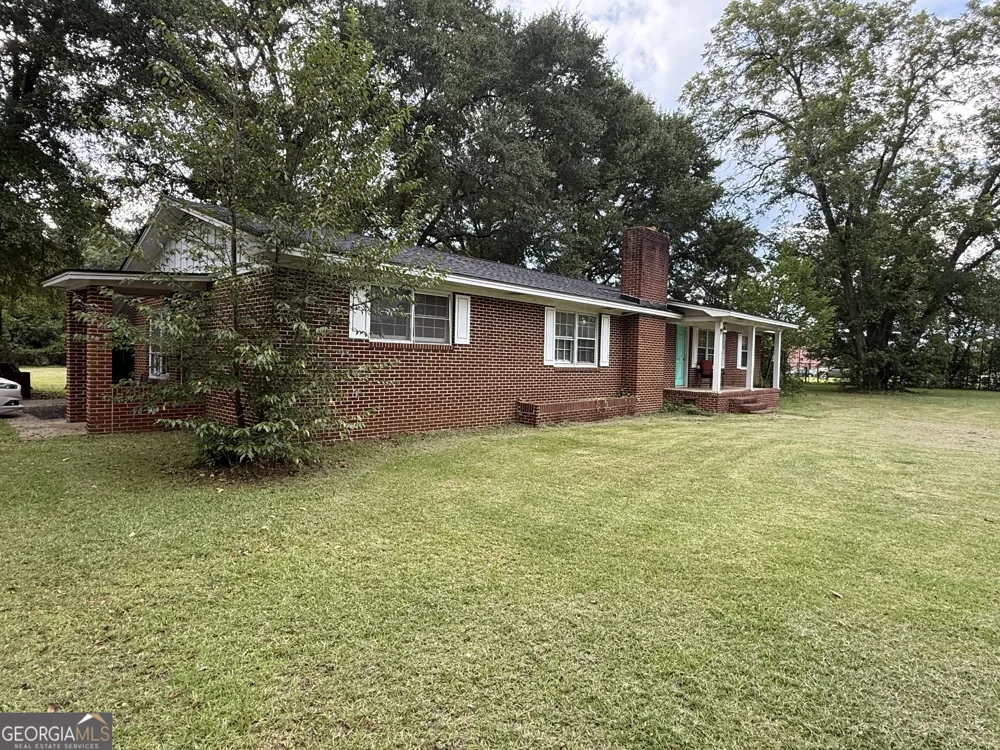 703 N 3rd ST Vienna, GA 31092