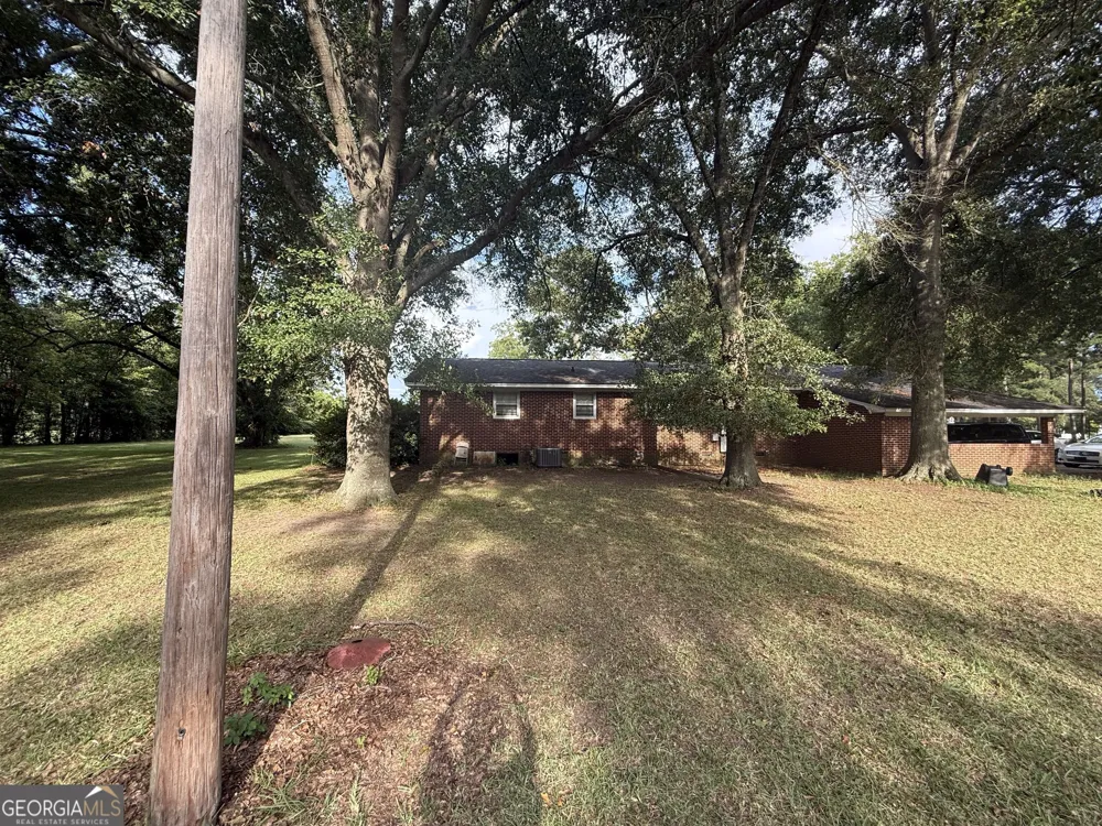 703 N 3rd ST Vienna, GA 31092