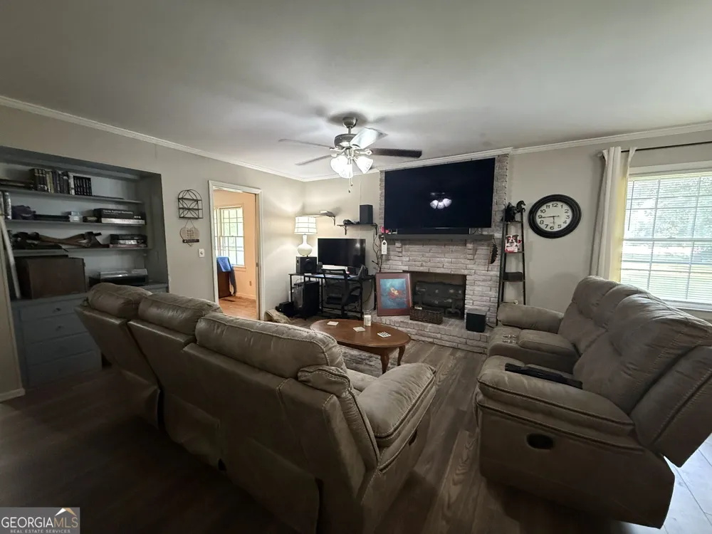 703 N 3rd ST Vienna, GA 31092