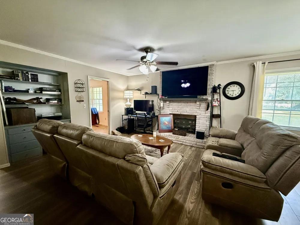 703 N 3rd ST Vienna, GA 31092
