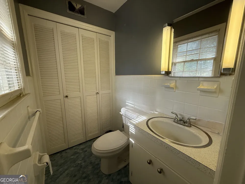 703 N 3rd ST Vienna, GA 31092