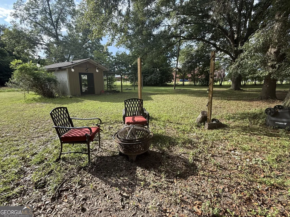 703 N 3rd ST Vienna, GA 31092