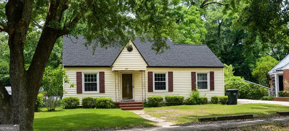 224 Oak Fort Valley, GA 31030