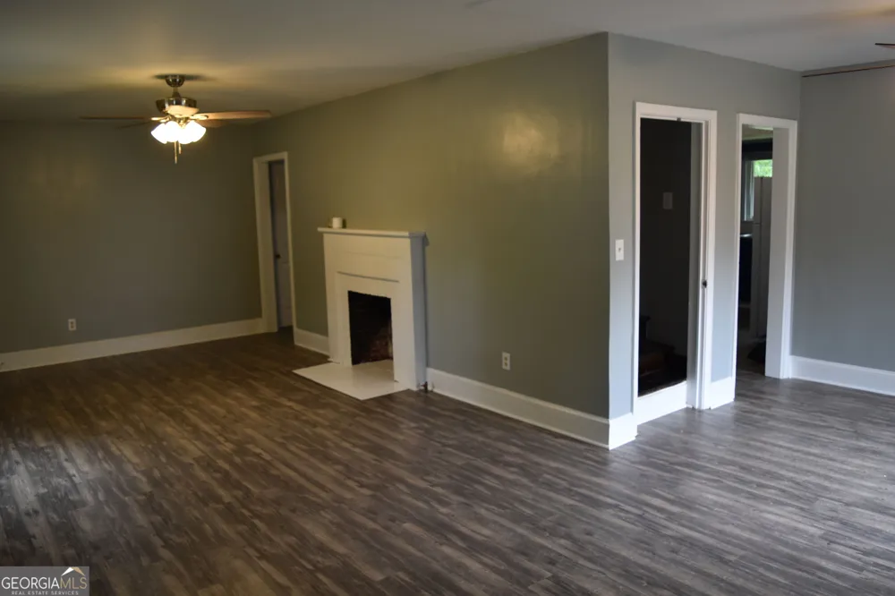 224 Oak Fort Valley, GA 31030