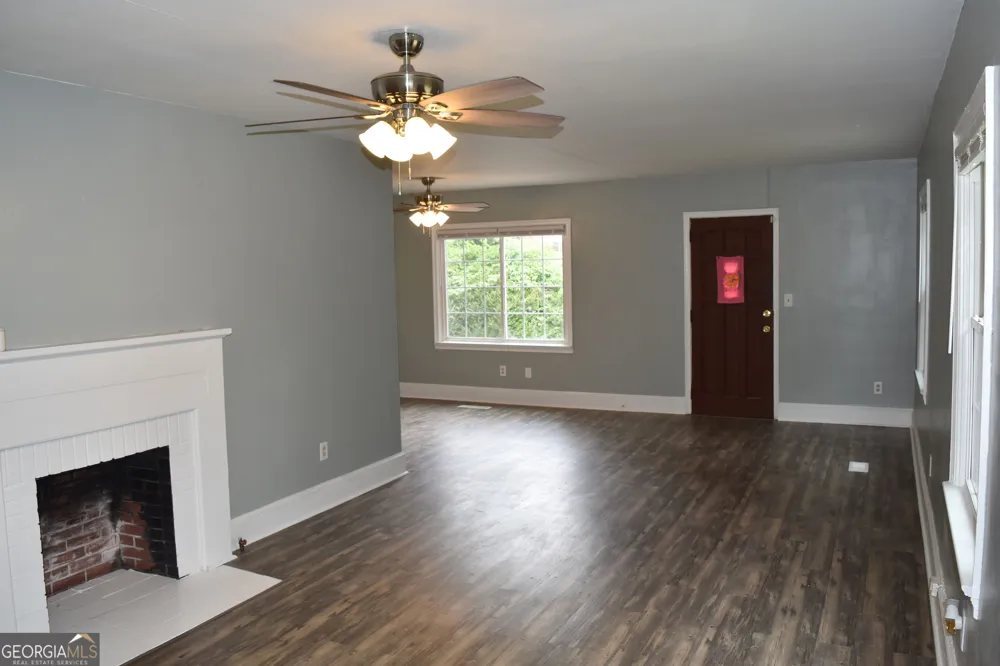 224 Oak Fort Valley, GA 31030