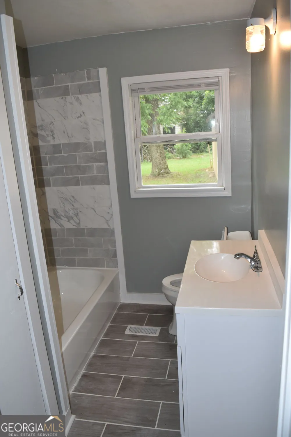 224 Oak Fort Valley, GA 31030