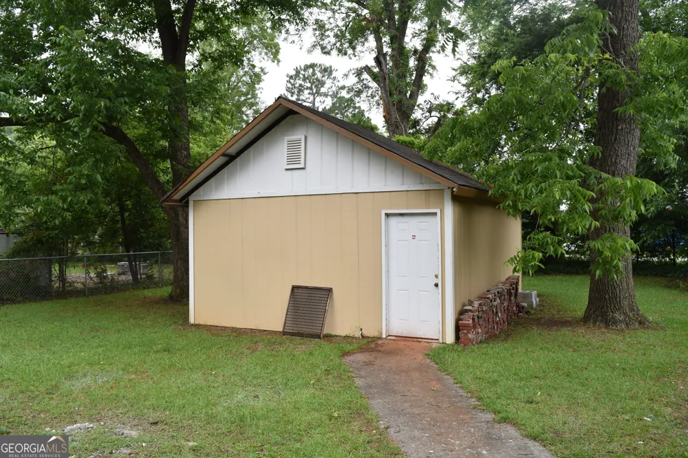 224 Oak Fort Valley, GA 31030