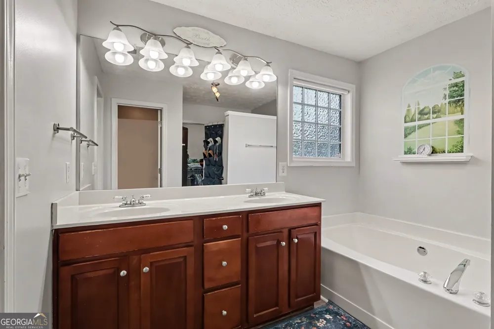 29 OAKRIDGE CT Douglasville, GA 30134