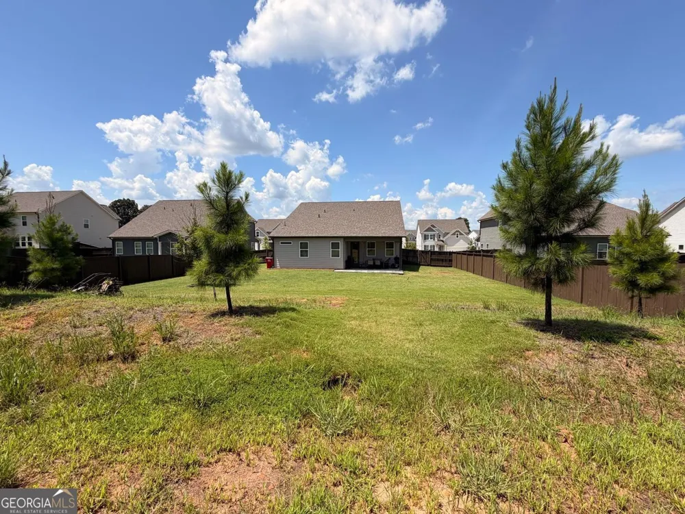 143 Grand Meadows DR Hoschton, GA 30548