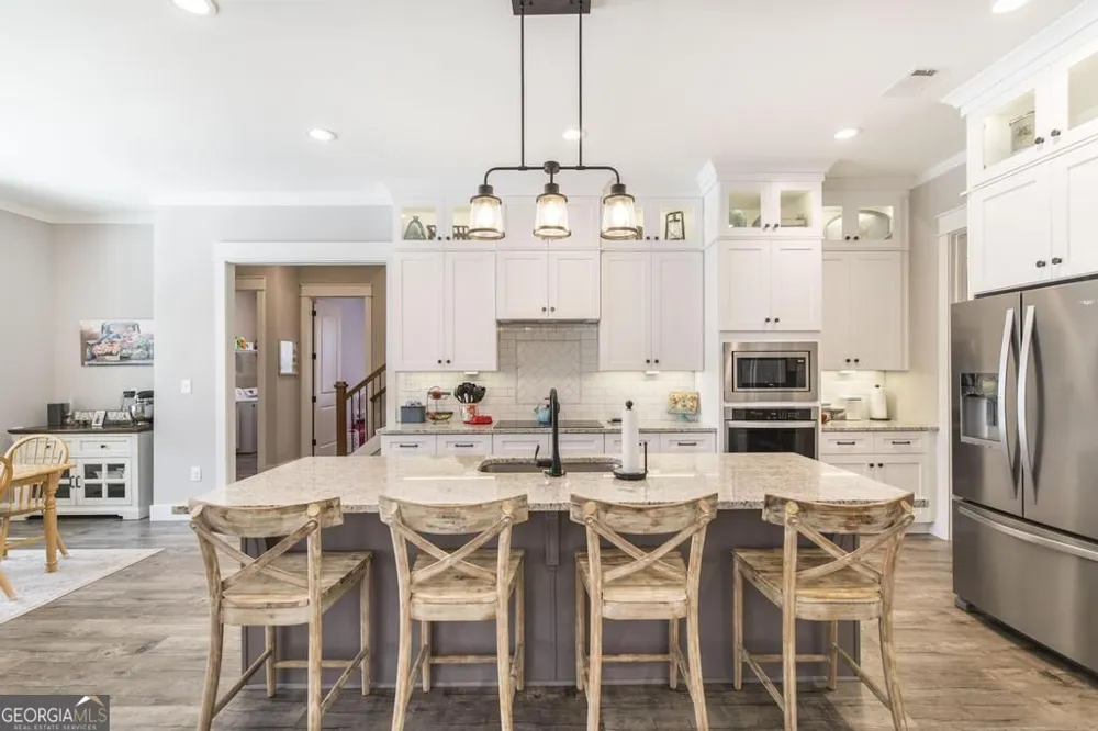 665 Edge RD Forsyth, GA 31029