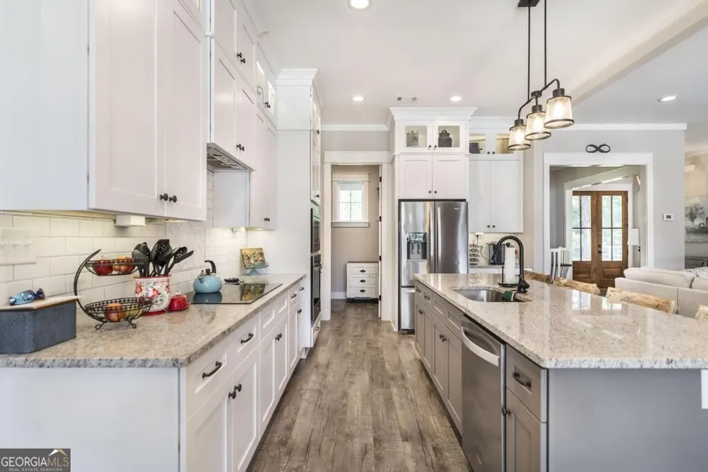 665 Edge RD Forsyth, GA 31029