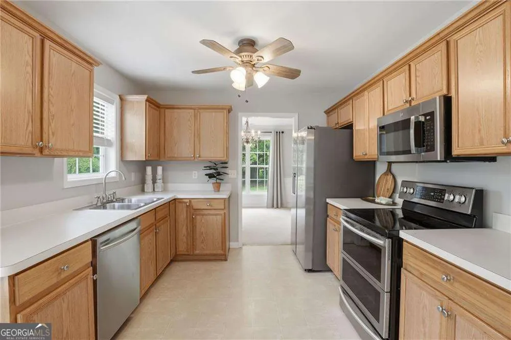 8790 Baycreek Ln Gainesville, GA 30506