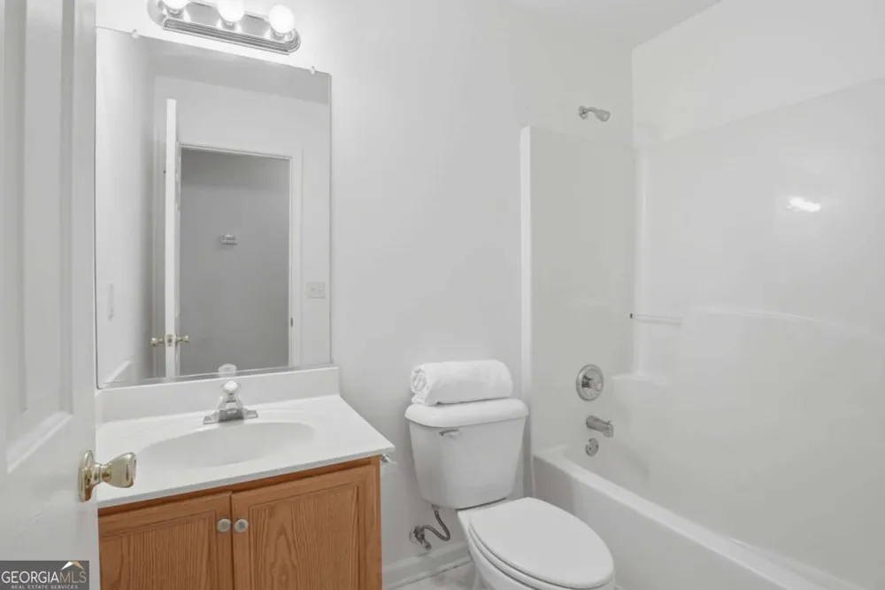 8790 Baycreek Ln Gainesville, GA 30506
