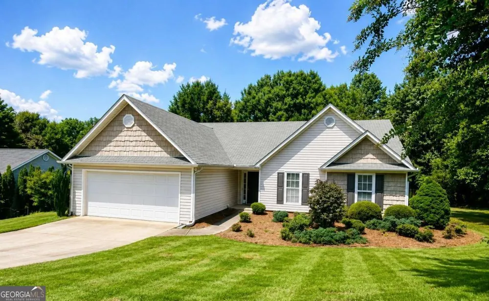 8790 Baycreek Ln Gainesville, GA 30506