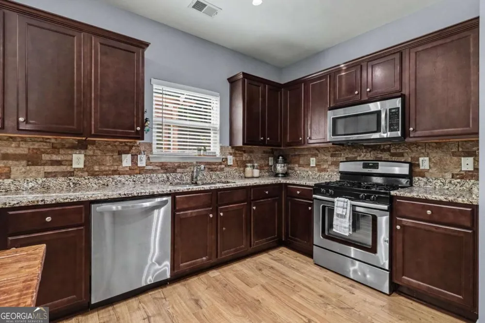 252 Parkmont WAY Dallas, GA 30132