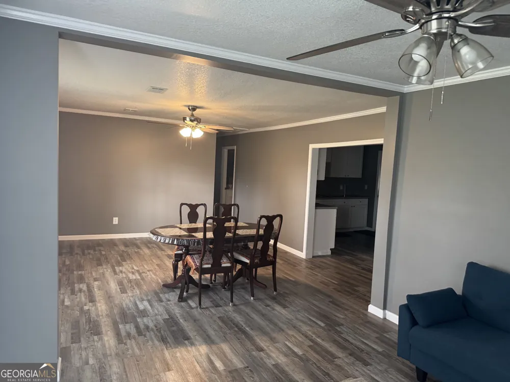 10 Grove ST Hazlehurst, GA 31539