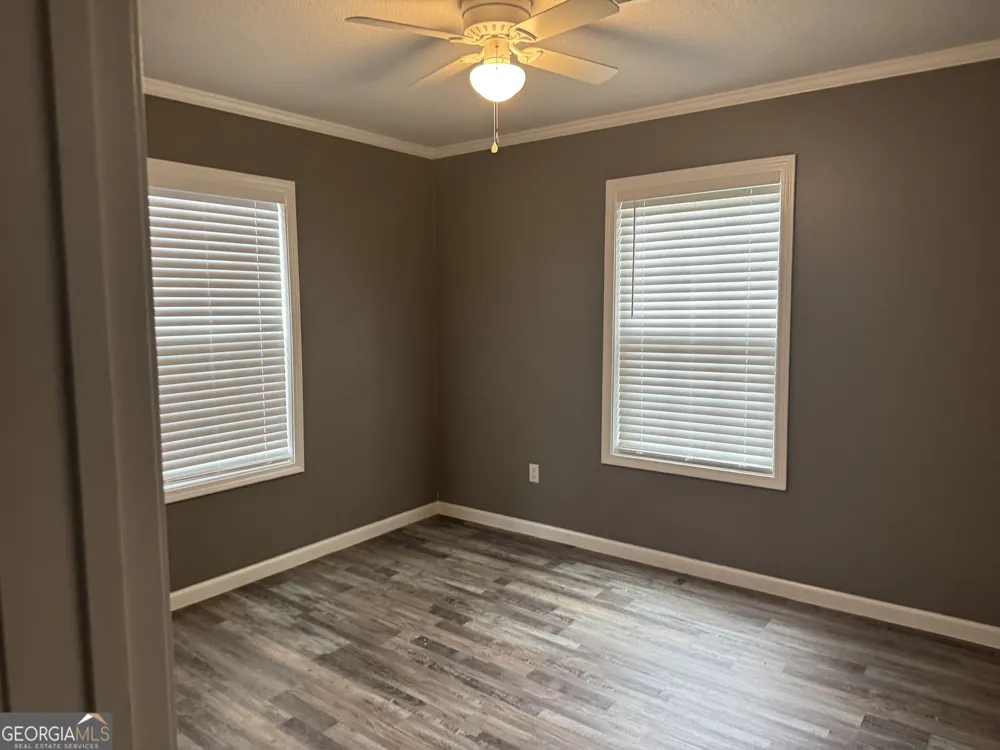 10 Grove ST Hazlehurst, GA 31539