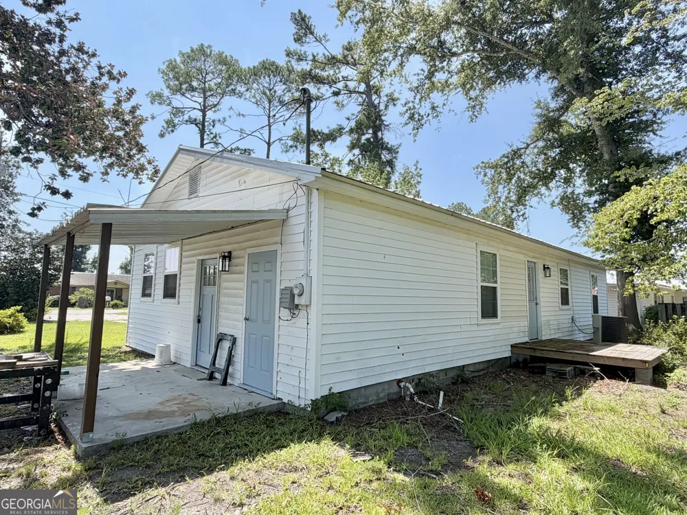 10 Grove ST Hazlehurst, GA 31539
