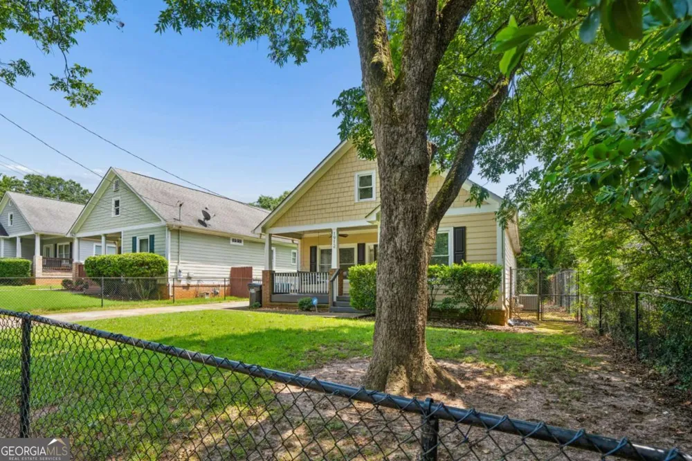 1912 E Farris AVE East Point, GA 30344