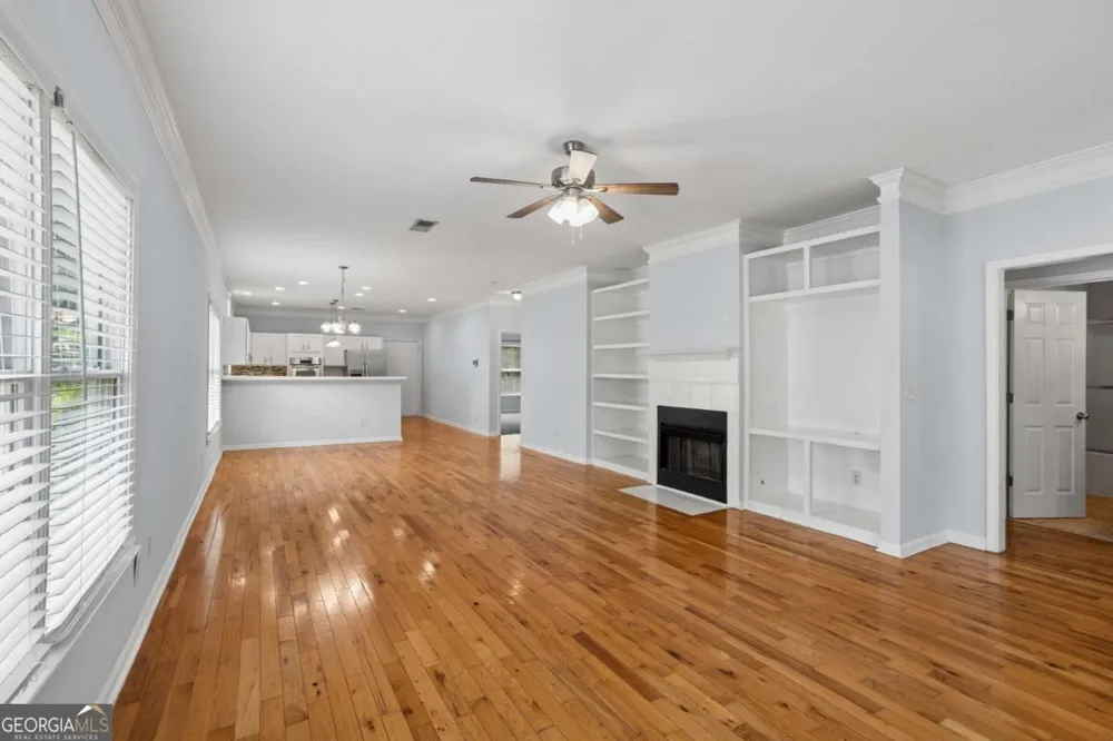 1912 E Farris AVE East Point, GA 30344
