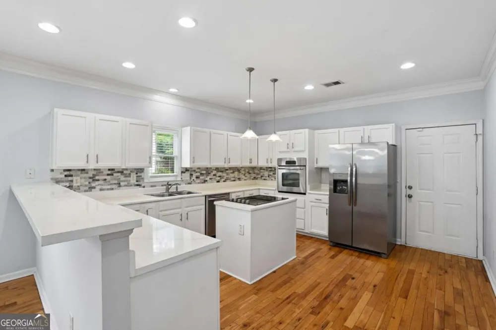 1912 E Farris AVE East Point, GA 30344
