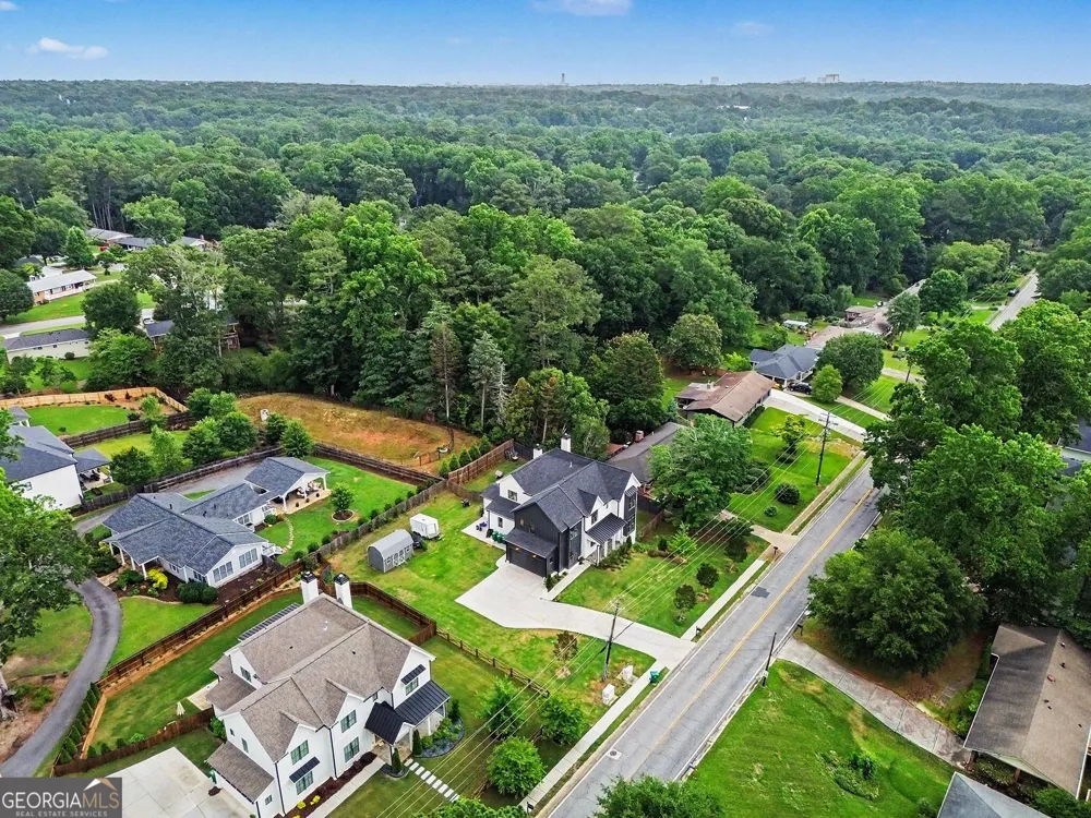 609 Reed RD SE Smyrna, GA 30082