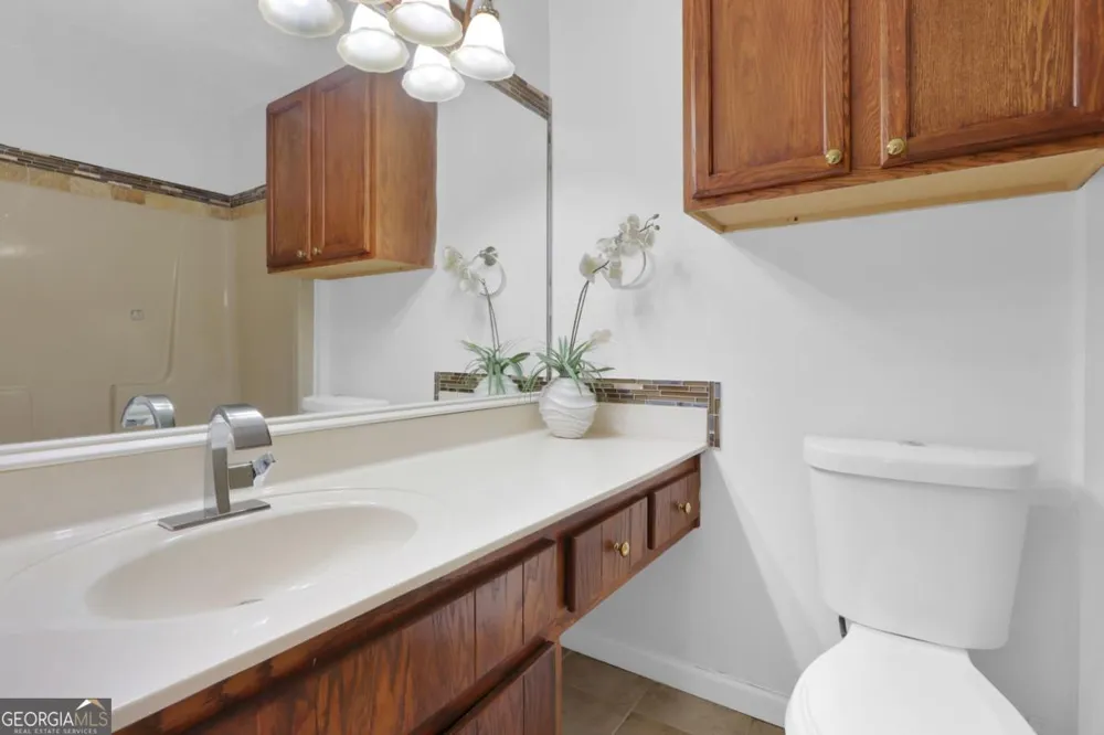 6070 Wintergreen RD Norcross, GA 30093