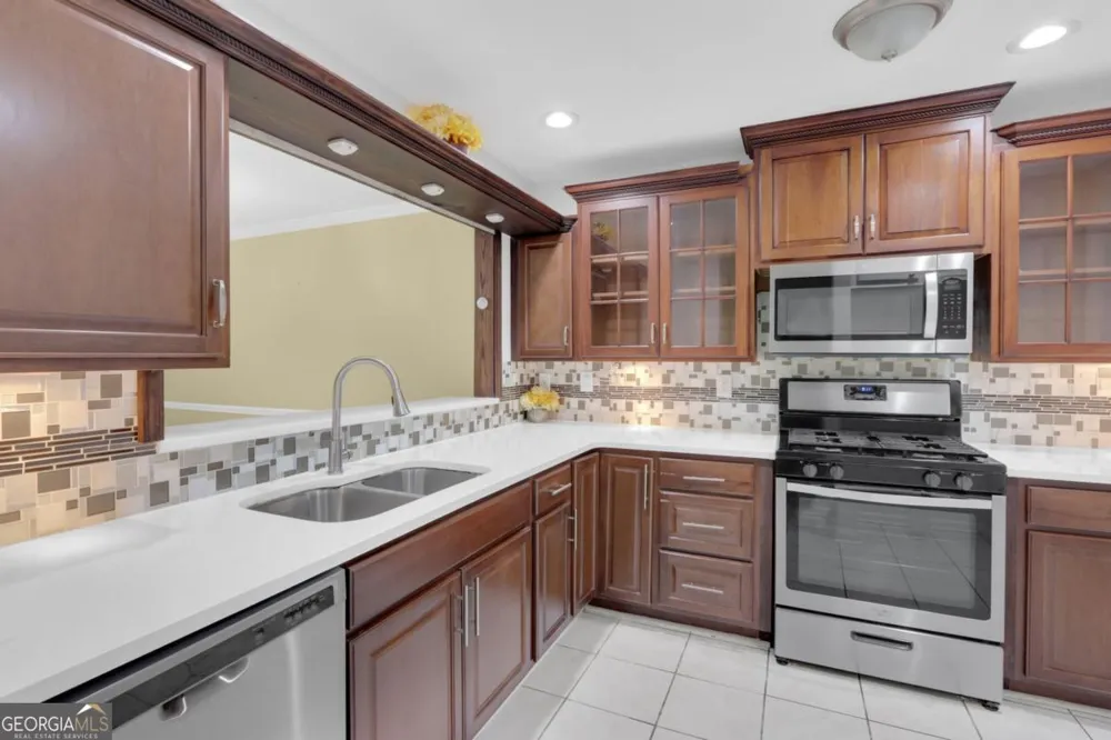 6070 Wintergreen RD Norcross, GA 30093
