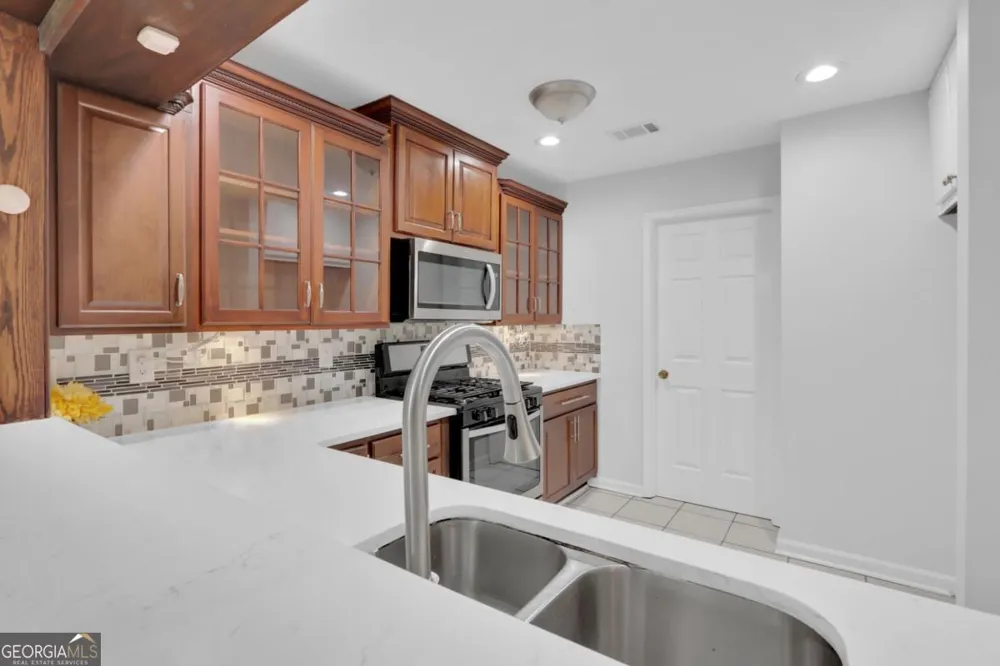 6070 Wintergreen RD Norcross, GA 30093