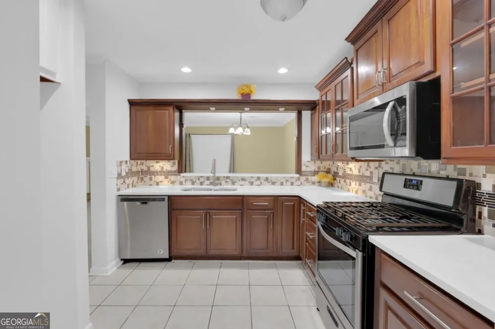 6070 Wintergreen RD Norcross, GA 30093