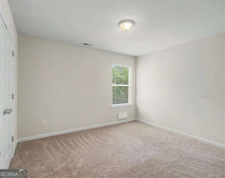 1609 Meadow XING East Point, GA 30344