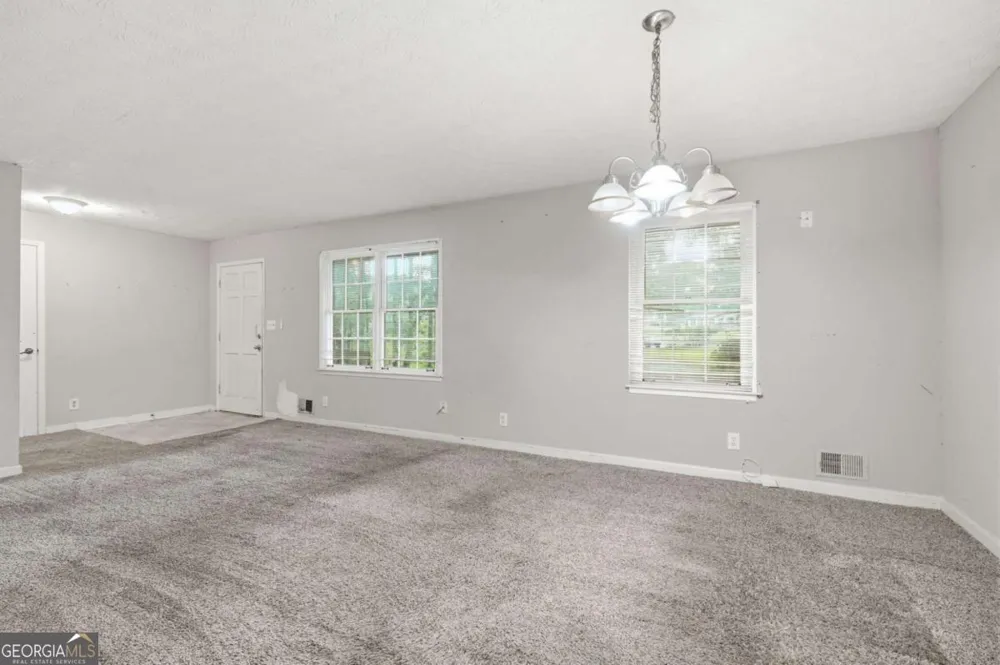 328 Fayette Villa CT Fayetteville, GA 30214