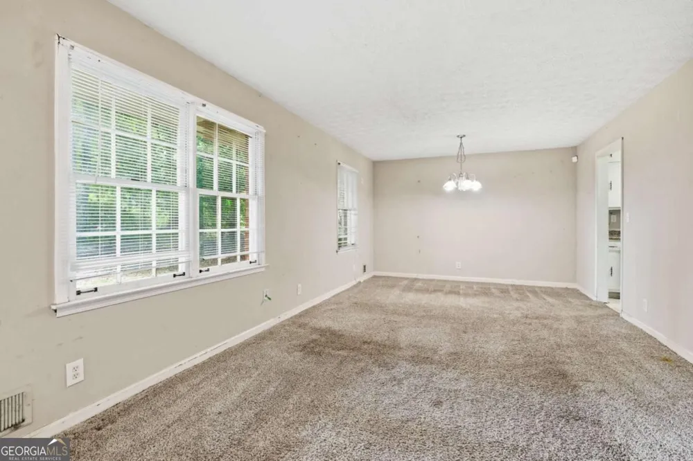 328 Fayette Villa CT Fayetteville, GA 30214
