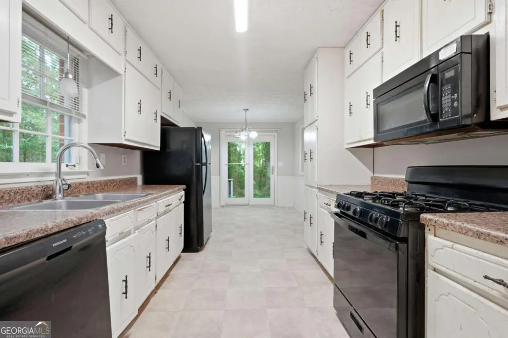 328 Fayette Villa CT Fayetteville, GA 30214