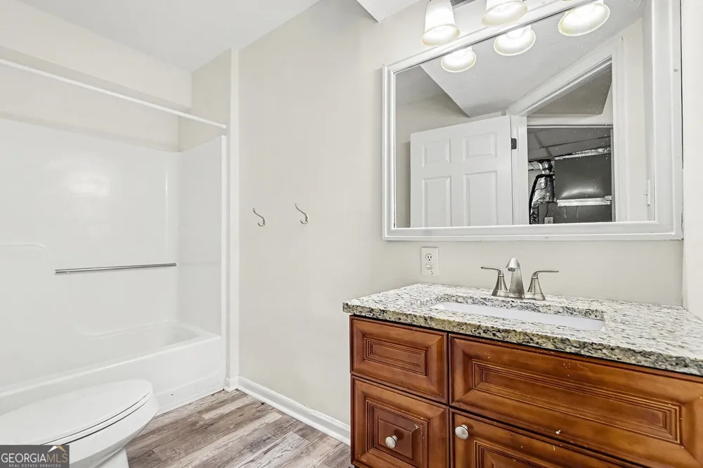 6 Bittersweet LN Newnan, GA 30263