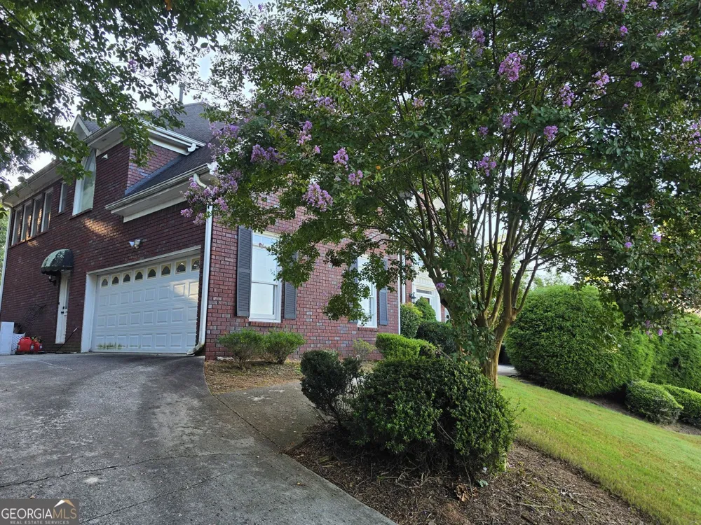 2810 Shoemaker LN Snellville, GA 30039