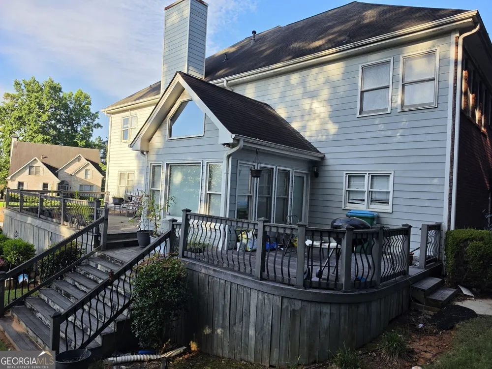 2810 Shoemaker LN Snellville, GA 30039
